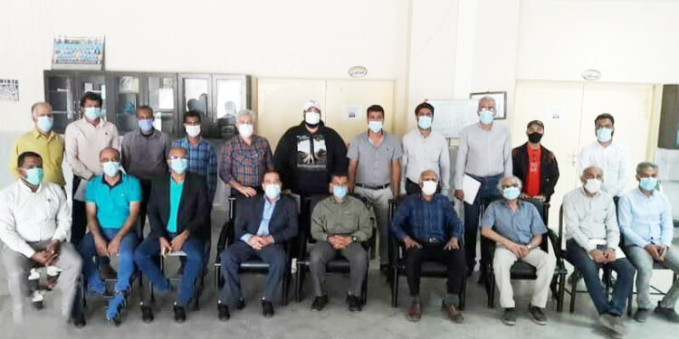 دبیر هیات فوتبال هرمزگان گفت : رقابت های لیگ برتر فوتبال جوانان از پانزدهم دی ماه آغاز می شود