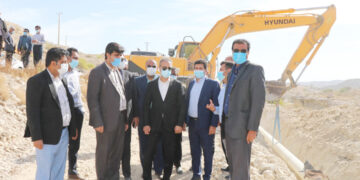 مدیرعامل شرکت آب و فاضلاب هرمزگان: آبِ آبشیرین کن یک میلیونی به دورترین نقطه خمیر می رسد