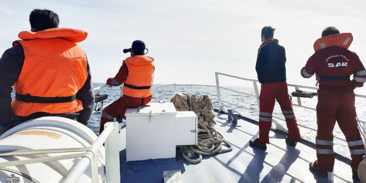 تلاش برای یافتن اجساد خدمه های خوارزم ادامه دارد