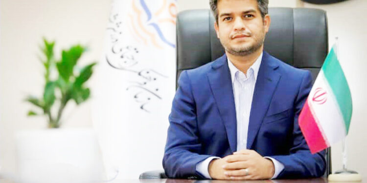 روزبه زابلی پور  از کادر فنی تیم فوتبال شهرداری حمایت می کنیم