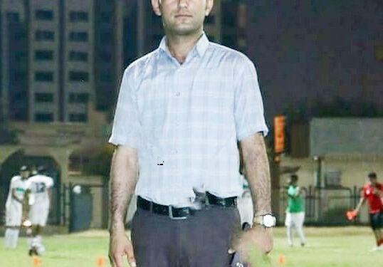 مدیرعامل باشگاه ستارگان احمدی: صعود آیندگان به لیگ یک گام بزرگی برای فوتسال هر مزگان است