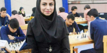 فدراسیون جهانی شطرنج اعلام کرد  بانوی هرمزگانی عنوان داور فیده  را به خود اختصاص داد