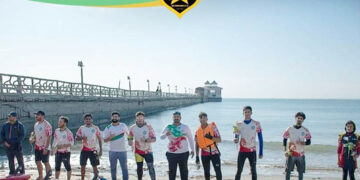 ثبت رکورد استند آپ پدل برد به مناسب سالگرد شهادت سردار سپهبد قاسم سلیمانی