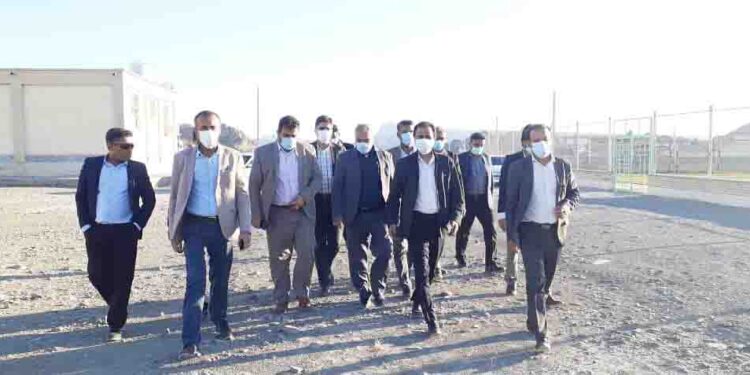 بازدید میدانی مدیر کل ورزش وجوانان استان ‌ از امکانات ورزشی سندرک