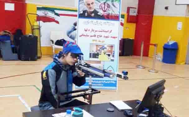 مبینا مسلمی مقام سوم مسابقات پارا تیراندازی کشور را کسب کرد