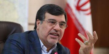 بهبودی وضعیت ابتلا به کرونا در برخی شهرستان ها و در عین حال افزایش نگرانی؛ هرمزگان رنگ آبی به خود دید