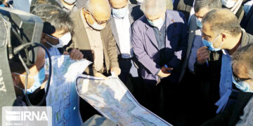 با حضور رییس سازمان برنامه و بودجه کشور صورت گرفت؛ آغاز ساخت 3 هزار واحد مسکونی برای اقشار کم درآمد هرمزگان