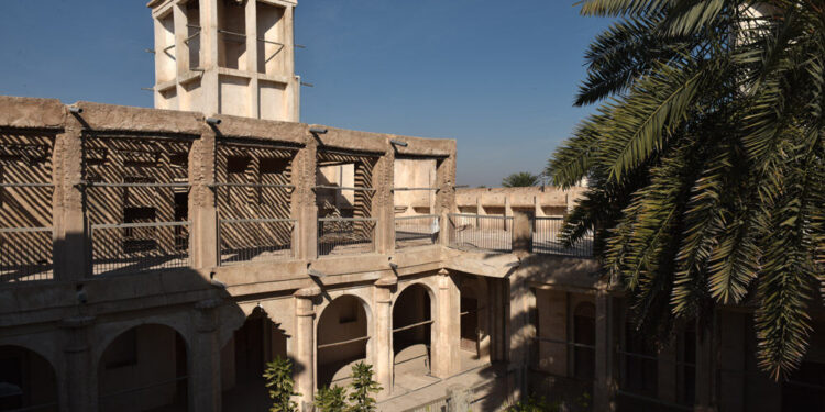 مدیرکل میراث هرمزگان: زمین لرزه خسارتی به بناهای تاریخی وارد نکرد