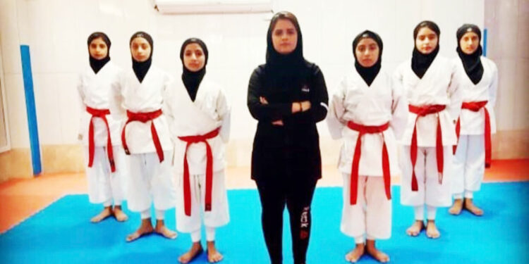 كاراته كا های سرخونی بر سکوی سوم کشور ایستادند