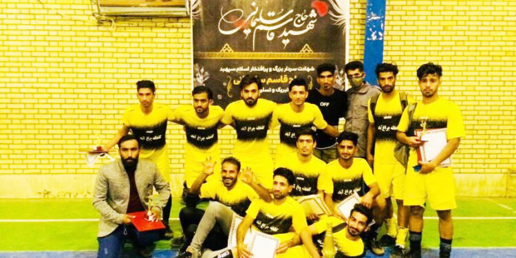 گلخانه جام و انتقام را باهم گرفت