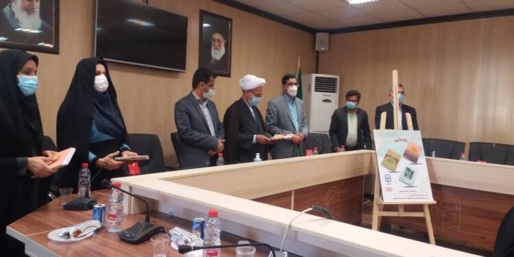 در رونمایی کتاب های دانشجویان دانشگاه فرهنگیان هرمزگان مطرح شد / سرانه کتابخوانی در استان بسیار تاسف بار است