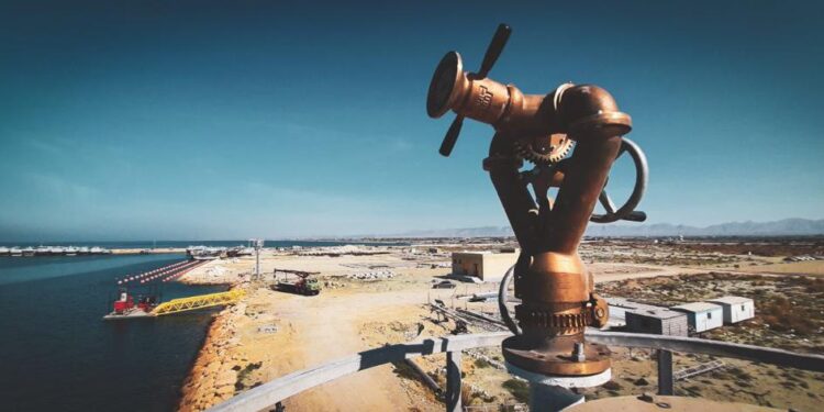 محمد حسینی تختی : عملیات پروژه اطفاء حریق  بندرچند منظوره سیریک پایان یافت