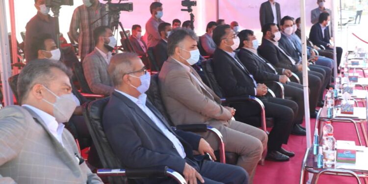 کلنگ پالایشگاه تولید روغن پایه در بندرعباس زده شد