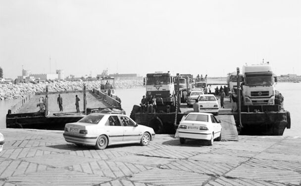 کاهش عوارض ورودی به جزیره قشم؛ دستگاه قضا ترمز عوارض های نامشخص در اسکله پل را کشید