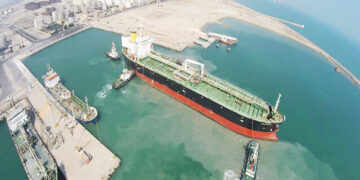 بارگیری یک میلیون و ۹۵۸هزارتن کالای اساسی در بندرشهید رجایی