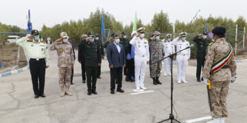 استاندار هرمزگان: نام ارتش ایران تنِ تجاوزگران را به لرزه در آورده است