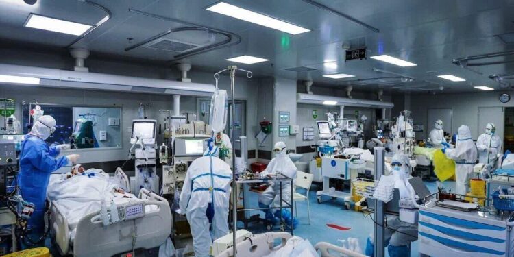 وضعیت قرمز در سال سوم کرونا