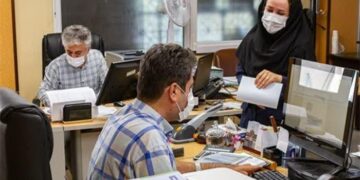 عبور کرونا از ناهماهنگی ها / مصوبات ستاد کرونا در بین دولتی ها هم خریدار ندارد