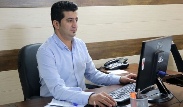 اتاق بازرگانی بندرعباس 40کپسول اکسیژن به بیمارستان ها اهدا کرد