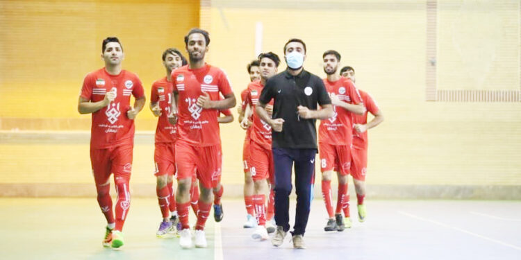 آیندگان هرمزگان سه امتیاز شیرین را در خانه کسب کرد