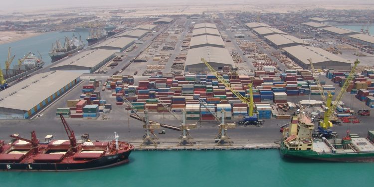 هرمزگان روی ریل سرمایه گذاری