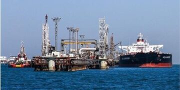 بوی نفت از جاسک به مشام می رسد