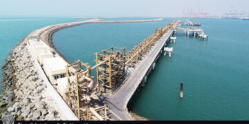 6 پروژه دریایی و بندری در هرمزگان افتتاح شد