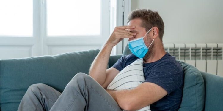 بررسی تاثیرات کووید ۱۹ بر روح و روان مردم؛