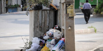 جمع‌آوری ۳۰ تن زباله و نخاله از ورودی شمالی بندرعباس