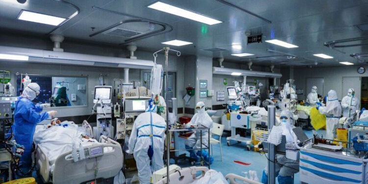 پیک کرونا در هرمزگان نزولی شد