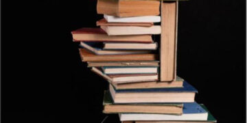 چرا باید کتاب بخوانیم؟