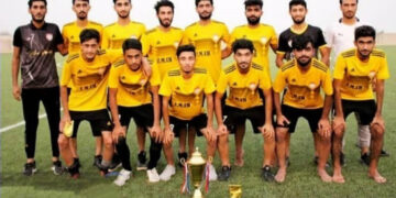 زاهد چاهو بر سکوی قهرمانی