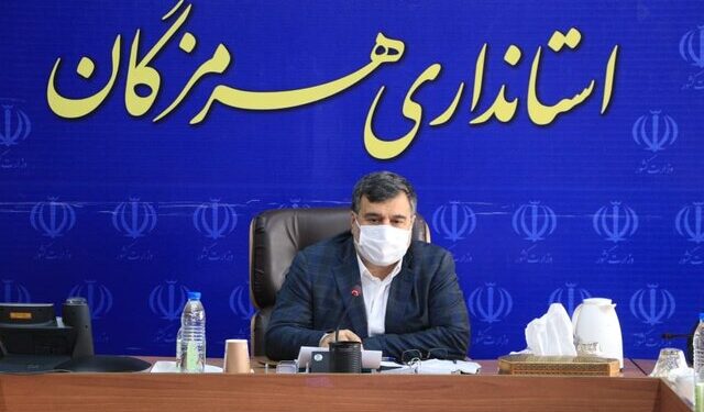 استاندار هرمزگان: عدم اجرای مصوبات کارگروه تسهیل و رفع موانع تولید، ترک فعل و تخلف است