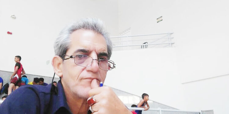 مدت ۳۰ سال داوری و بیست سال مربیگری را در استان هرمزگان تجربه کرده ام