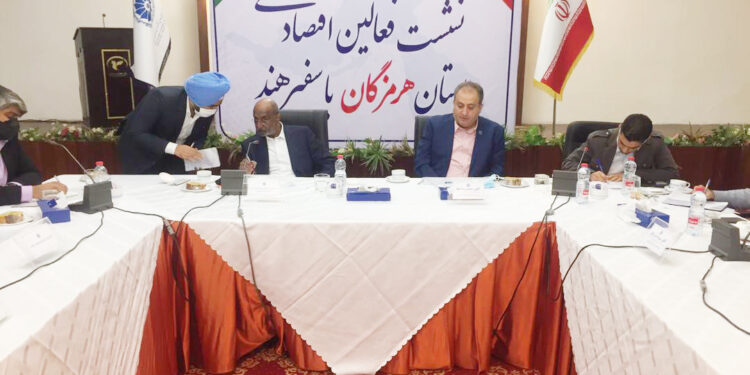 دیدار فعالان اقتصادی استان با سفیر هند