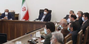 دولت به ریاست معاون اول رئیس جمهور برای محرومیت زدایی شهرستان شرقی هرمزگان تصمیم گیری کرد؛ دولت پای کار آبادانی بشاگرد