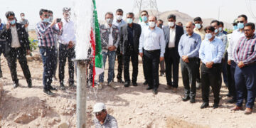 عیدی دولت به مردم رضوان با اقدامات جهادی استاندار و تلاش شبانه روزی آبفا؛ آبِ آب شیرین کن خلیج فارس به رضوان رسید