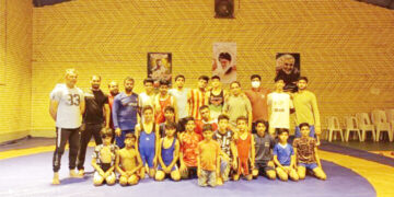 مراد عسگری: پیشکسوتان وارثان اصلی کشتی اند چرا در محله دو هزار«کوی ملت» که مهد کشتی استان هرمزگان است یک مجتمع ورزشی نداریم؟ پیشرفت کشتی استان شد