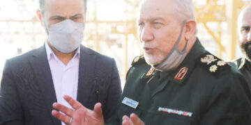 سرلشکر رحیم ‌صفوی: راهبرد دریا محور نقش تعیین‌کننده‌ای در اقتصادی ملی و منطقه‌ای دارد