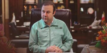 مدیرعامل فولاد هرمزگان: کالای پذیرفته شده در بورس توان برنامه ریزی فعالان اقتصادی را افزایش می دهد