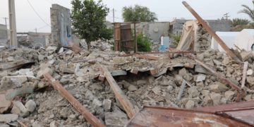 دکتر مهدی زارع در گفتگو با همشهری آنلاین مطرح کرد: زلزله ۹ ریشتری این مناطق ایران را تهدید می‌کند | اسامی کم‌لرزه‌ترین شهرهای کشور | خطر سونامی در سواحل ایران جدی است؟