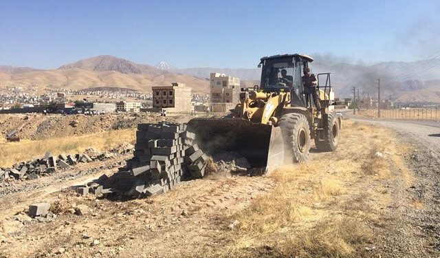 طبق تفاهم‌نامه وزارت راه با سازمان ثبت صورت گرفت؛ زمین های مازاد دولتی در اختیار طرح مسکن ملی قرار می گیرد