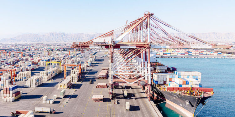 جابهجایی انواع کالا در بنادر هرمزگان از ۹۴ میلیون تُن فراتر رفت