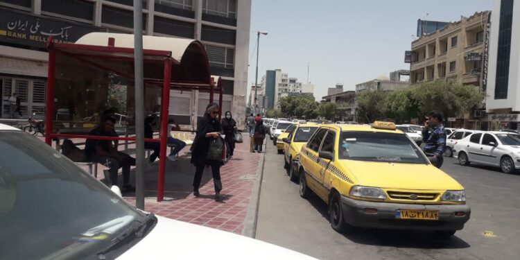 عضو شورای شهر بندرعباس در گفتگو با ندای هرمزگان: افزایش دوباره کرایه تاکسی غیر قانونی است