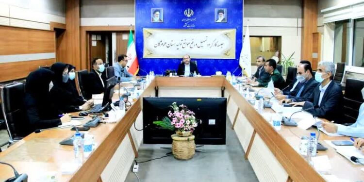 استاندار هرمزگان:  هیچ طرح توسعه‌ای نباید از استان خارج شود