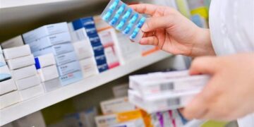 کمبود داروی بیماری های ویروسی و فصلی و انتظارات مردمی