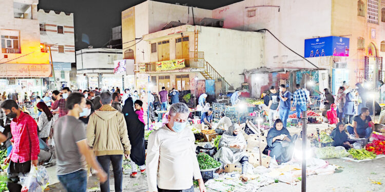 عضو شورای شهر خبر داد:  تصویب طرح راه‌اندازی بازارچه‌های محلی با تاکید بر ساماندهی دستفروشان