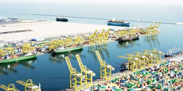 استاندار هرمزگان: تکمیل شهر لجستیکی بندرعباس تعاملات با کشورهای عضو اکو را افزایش می دهد