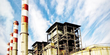 افزایش چند برابری هزینه تعمیرات، با مصرف سوخت مایع  در نیروگاه بندرعباس