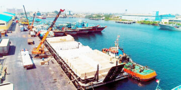 درآمد گمرک شهید باهنر بندرعباس ۷۹ درصد افزایش یافت